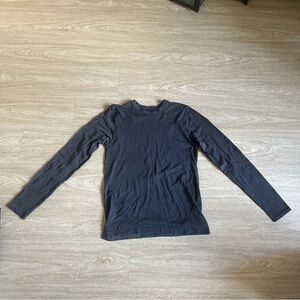 Lululemon Metal Vent Breathe Long Sleeve